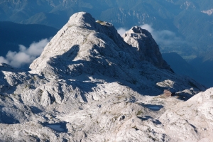 Názov súboru=Triglav18.JPG
Veľkosť súboru=1312KB
Veľkosť=1296x864
Dátum pridania=13. September 2014 Triglav18.JPG